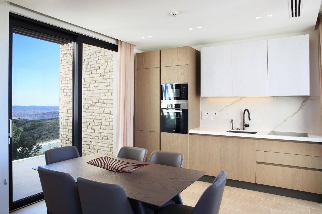 Minthis Resort Tsadha Exterior photo The kitchen
