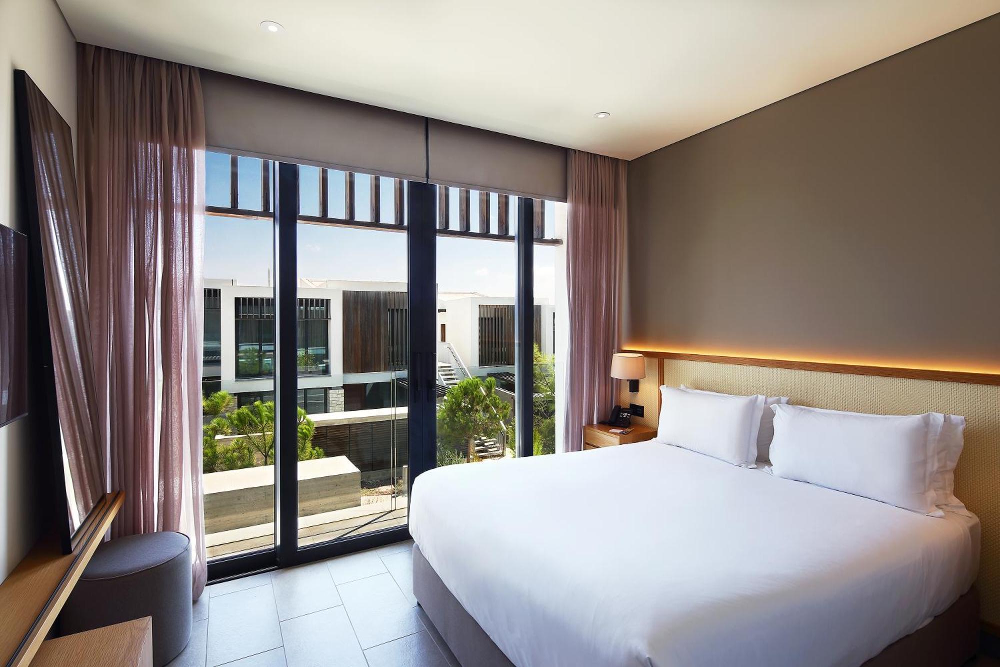 Minthis Resort Tsadha Exterior photo Deluxe Pool Access