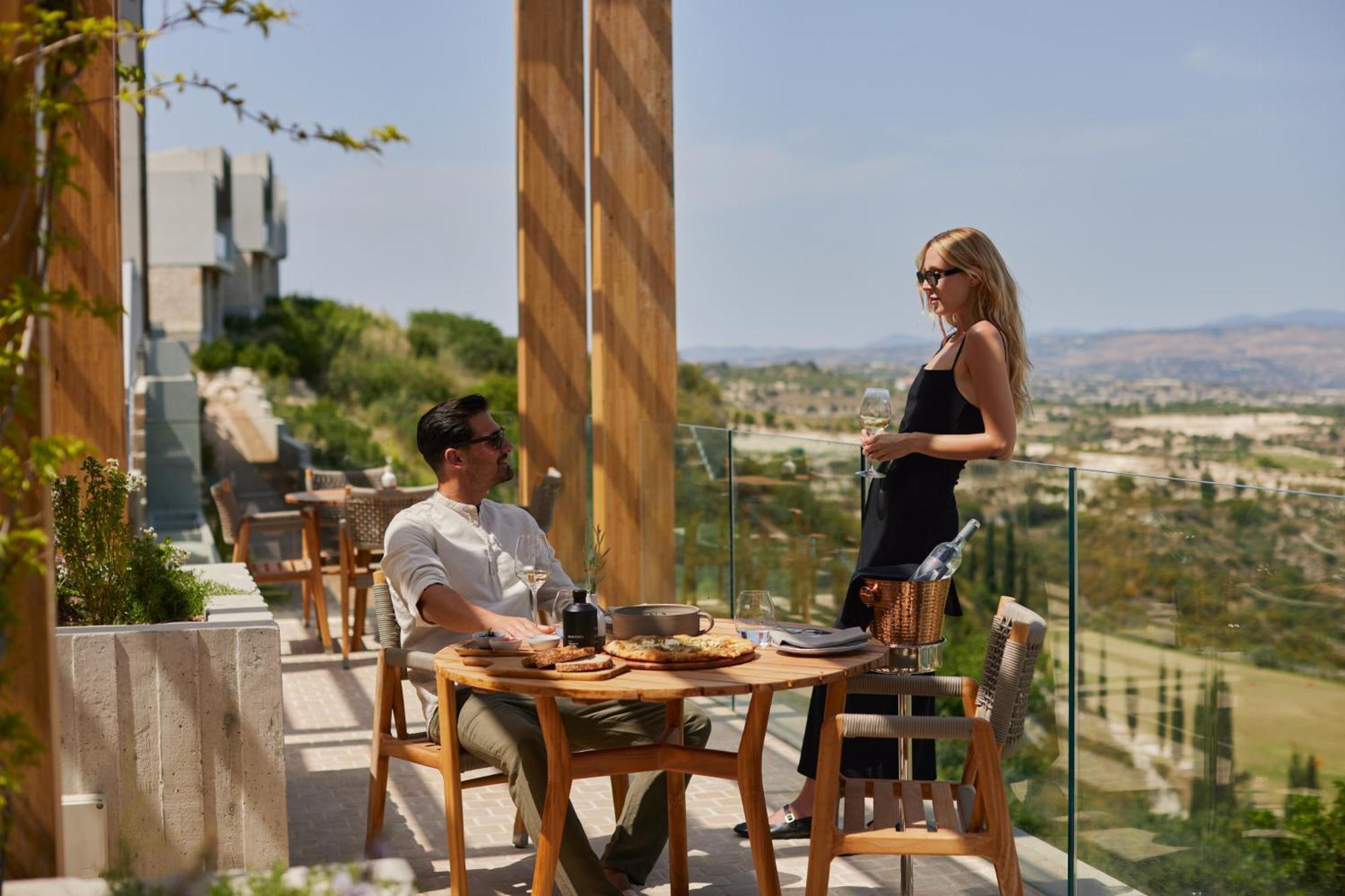 Minthis Resort Tsadha Exterior photo The View