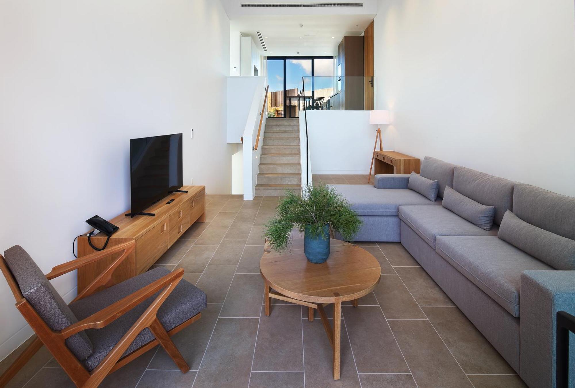 Minthis Resort Tsadha Exterior photo Living room
